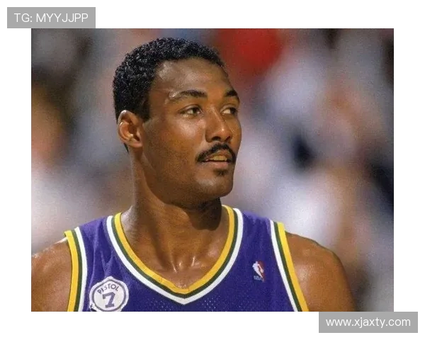 卡尔马龙的传奇生涯与NBA历史中大前锋角色的全面演变分析 卡尔马龙的传奇生涯与NBA历史中大前锋角色的全面演变分析
