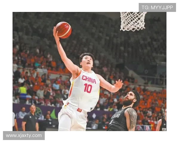 探寻篮球运动员成长之路与赛场意志力量的全面深度表现解析趋势研