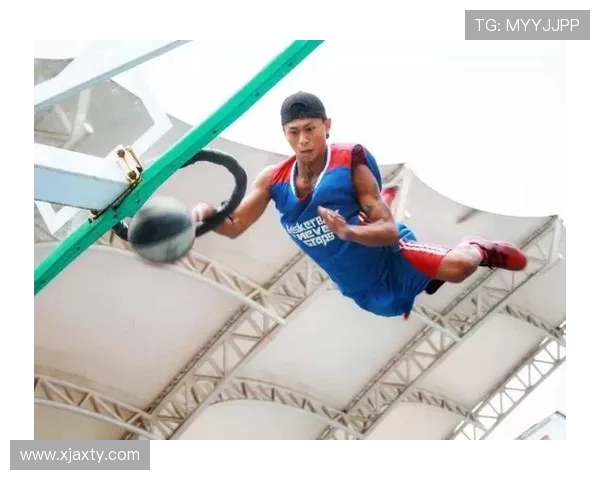 重庆极限运动队在世界街舞大赛中以55分高居积分榜首位