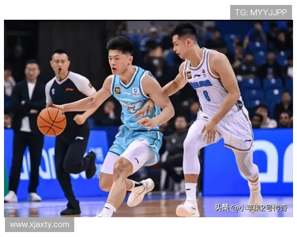 CBA新强对阵青岛精彩回放分析与赛后点评